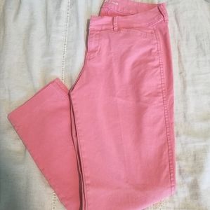 Old Navy Pixie Capri Pants